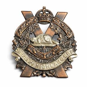 Calgary Highlanders Military Cap Badge - Copper & Silver Tone